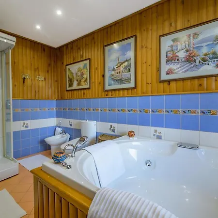 Anna Luxury Villa *