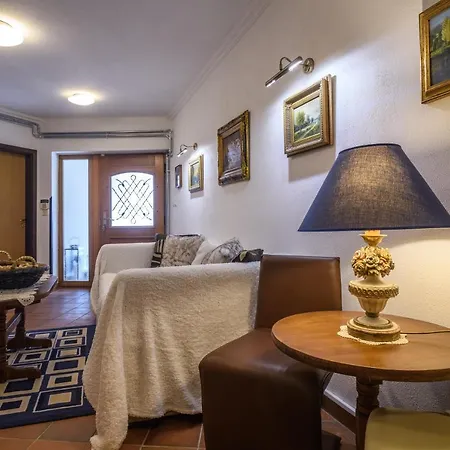 Anna Luxury Villa *