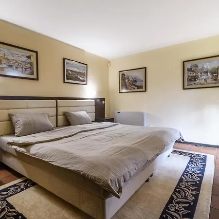 Anna Luxury * Shtarkelovo Gnezdo